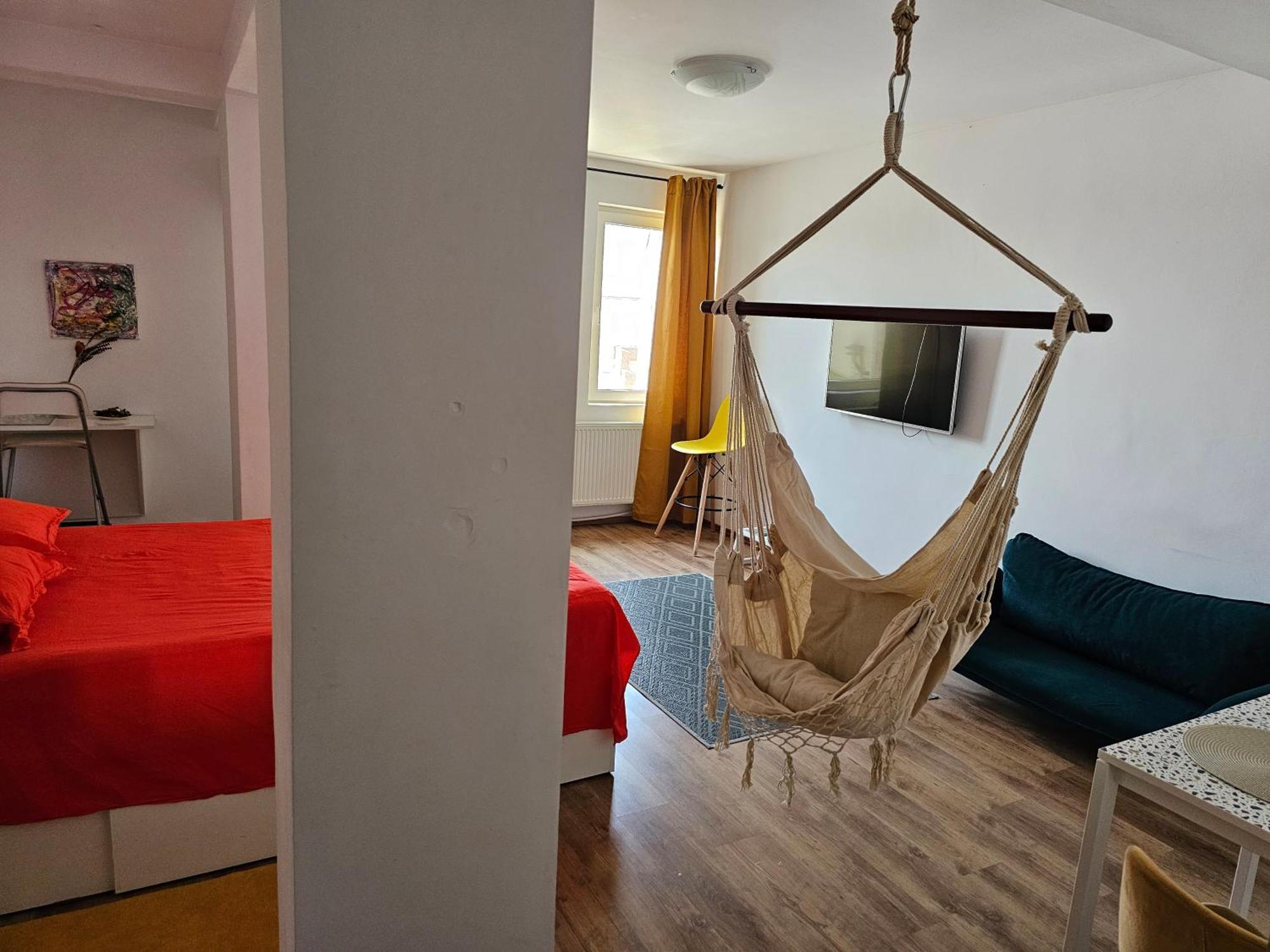 Private Room At Ceausescu'S Place In Old City Unirii Square 布加勒斯特 外观 照片